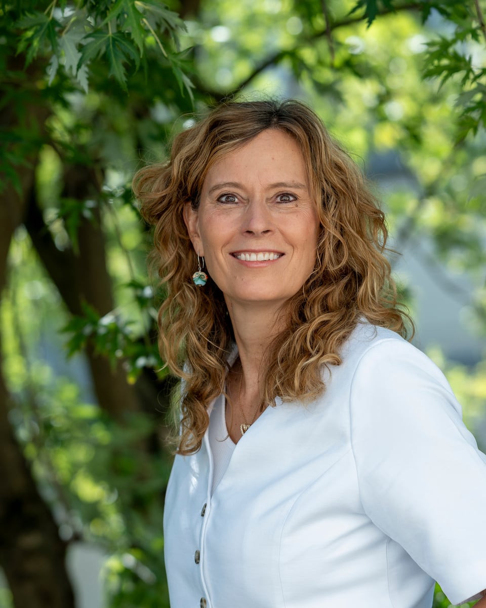 Dr. med. Barbara Jean-Richard