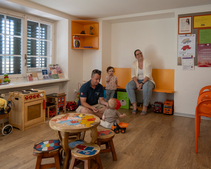 Helles und kinderfreundliches Wartezimmer